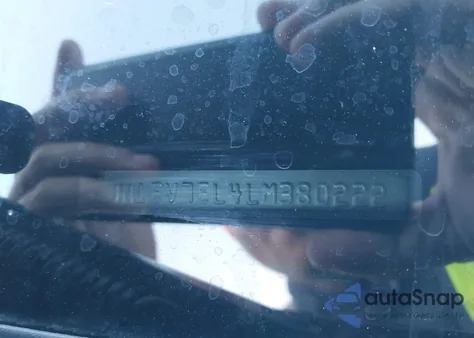 2020 Infiniti Q60 Luxe Awd z USA, uszkodzony, nr VIN JN1EV7EL4LM380222